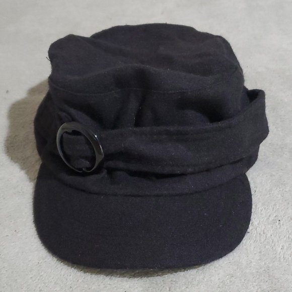 Hat - Picture 1 of 3